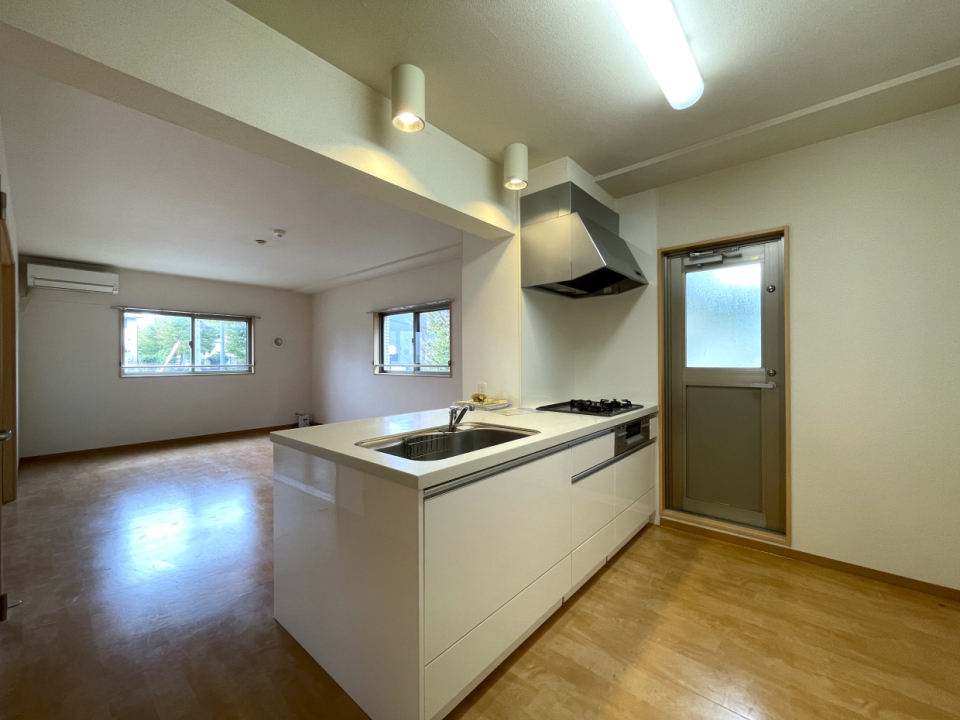 ゆったりとしたキッチンスペース