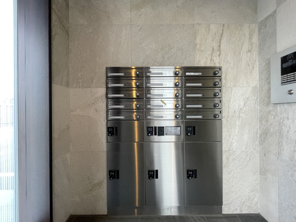 宅配ボックスあります