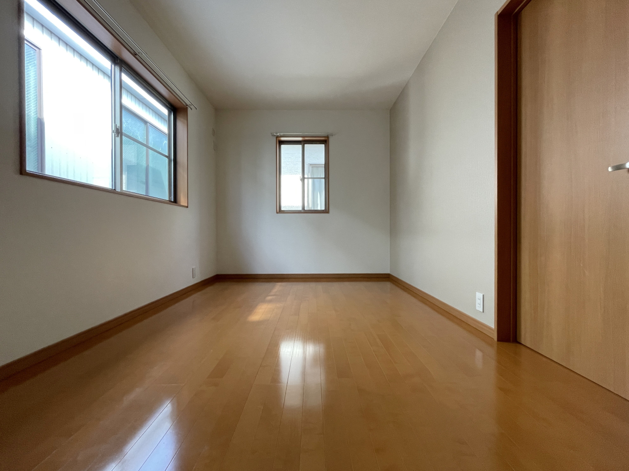 こちらも二面採光です