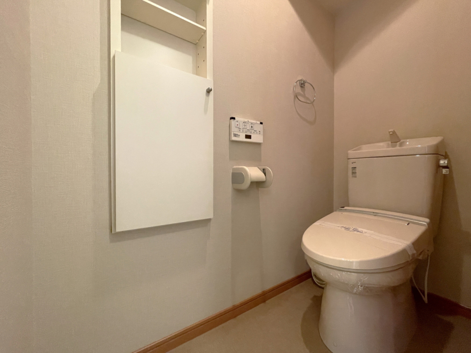トイレも収納付き
