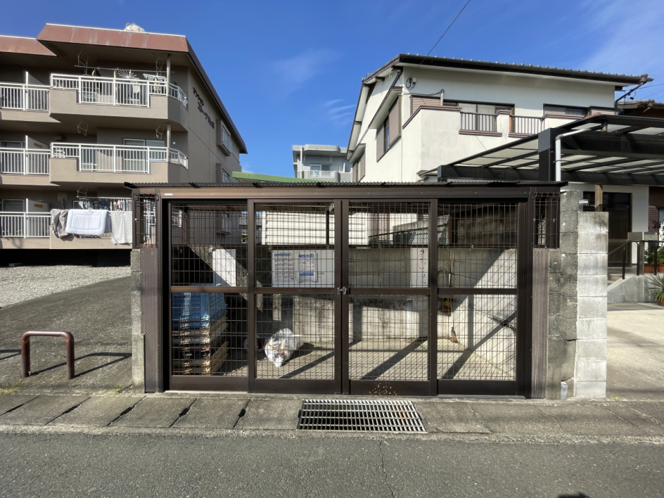 敷地内ゴミ置き場