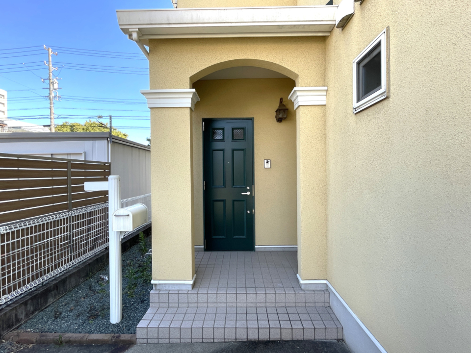 この扉がかわいい…