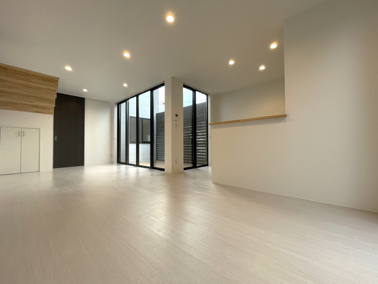 ダウンライトがいい感じ！