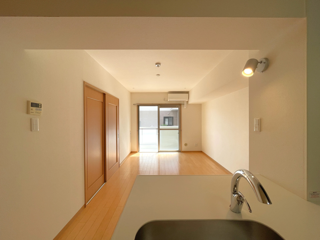 対面なのでカウンター越しに会話も弾む