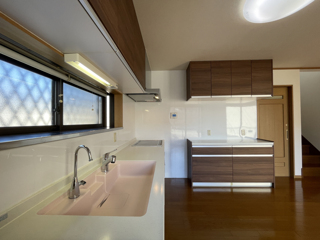 シンクのピンク色がキュート