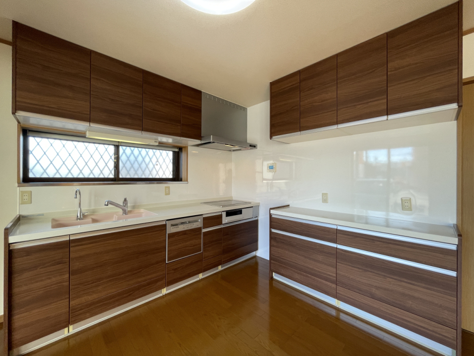 L字型キッチン！広！