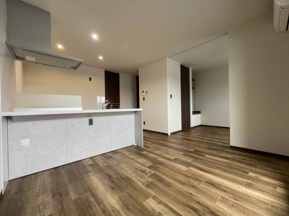 LDKは正方形に近い形。