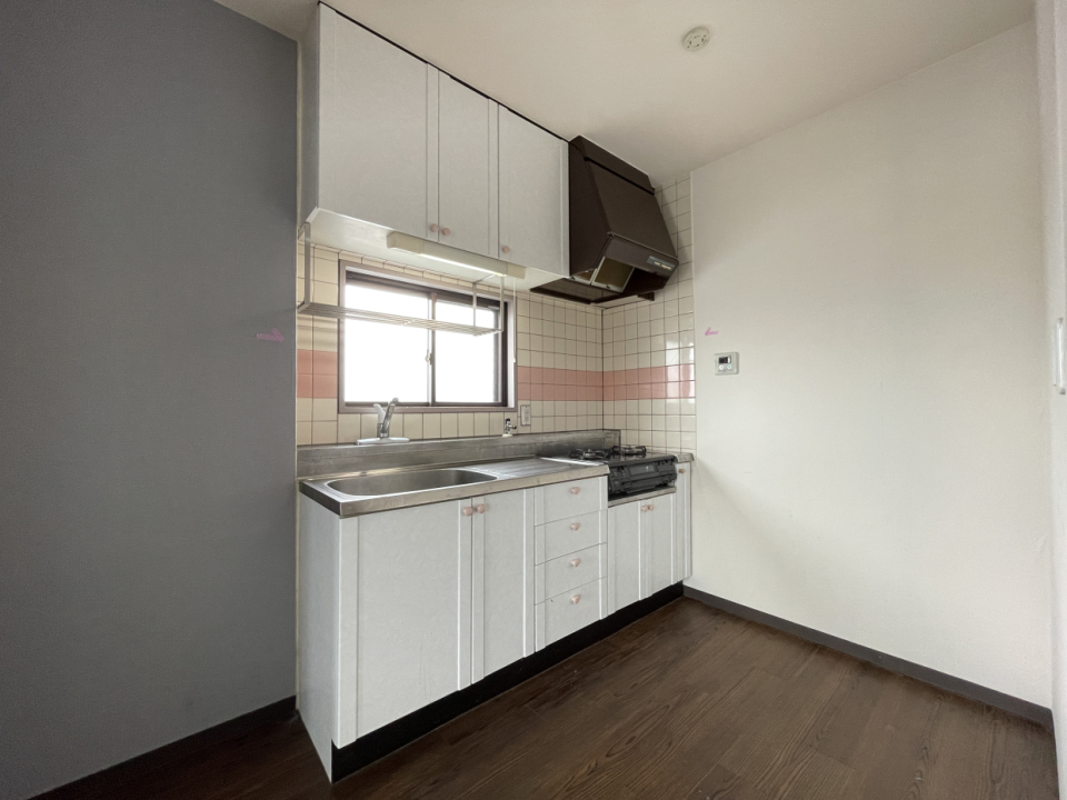 キッチンは真っ白！！