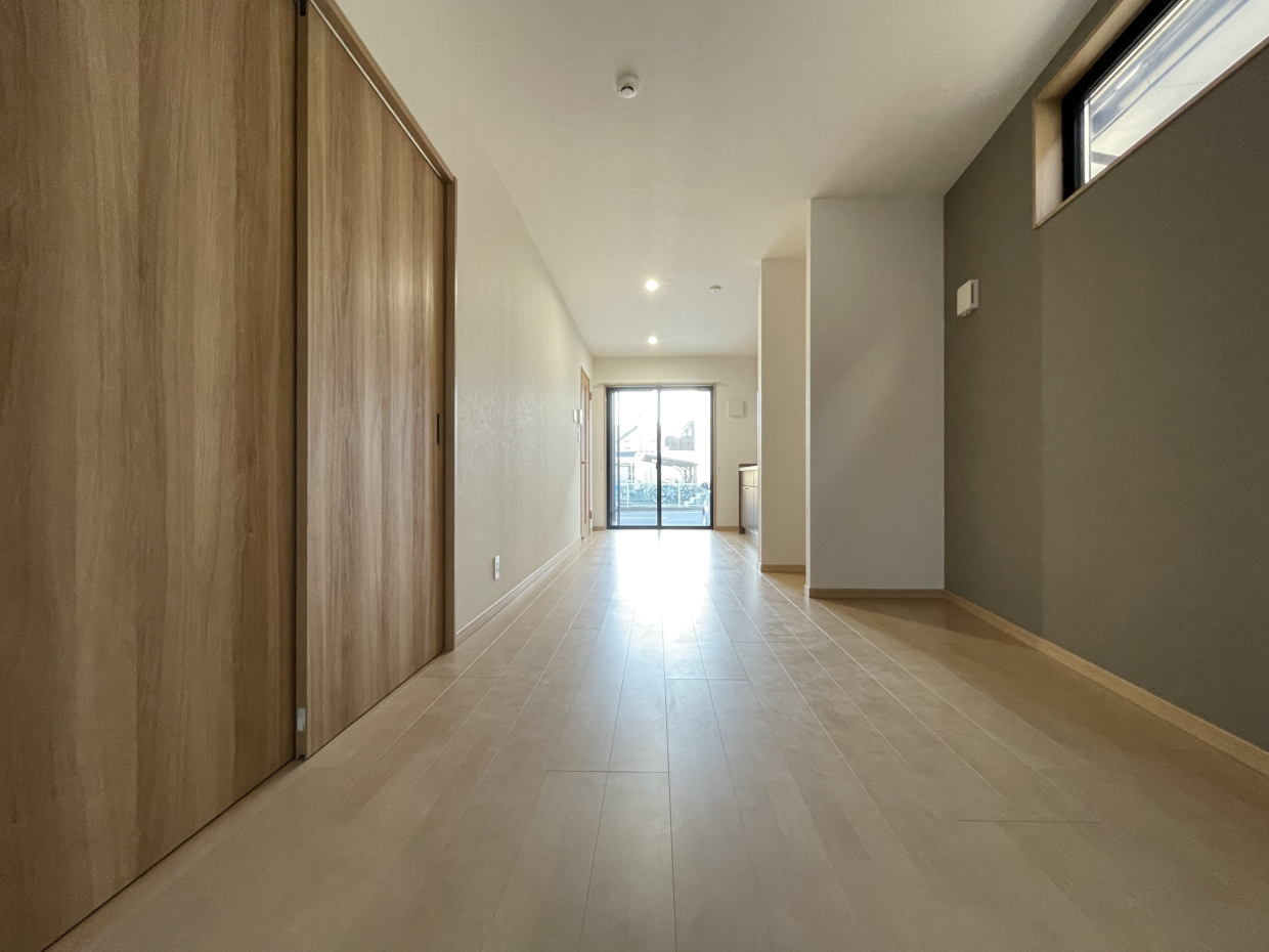 広さはドーンと奥行のある12帖