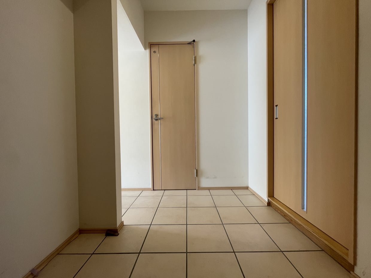 玄関から土間が続く