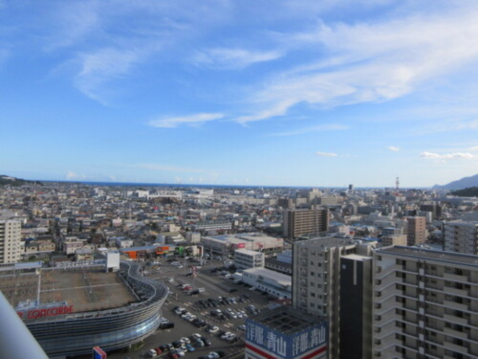 静岡の街を見渡す