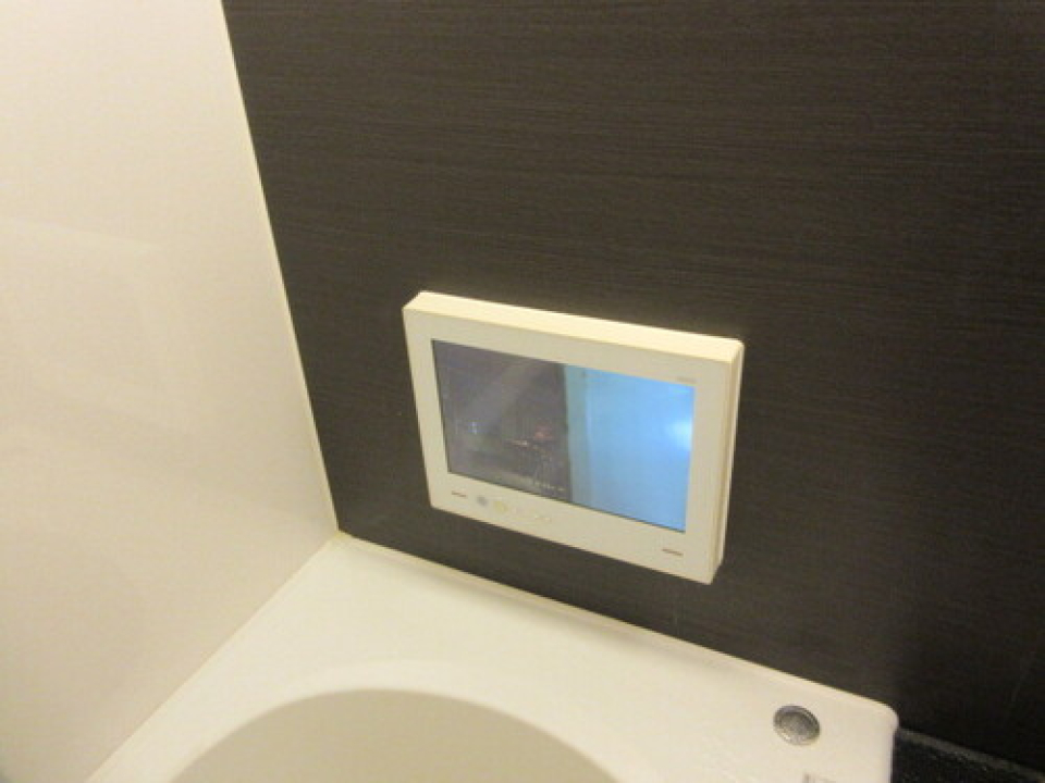 TVついています、長風呂必須