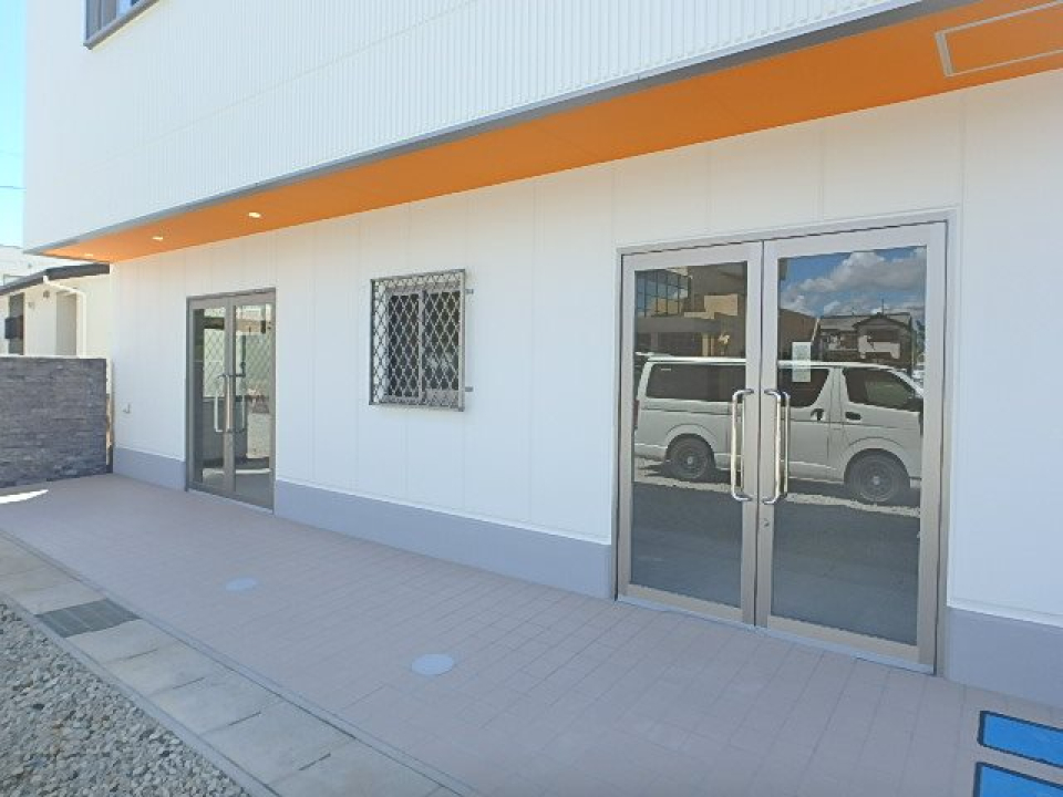 両隣で募集中です。