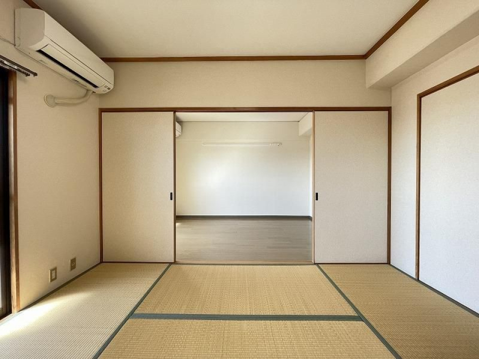 和室も洋室もあるハイブリッドな物件。