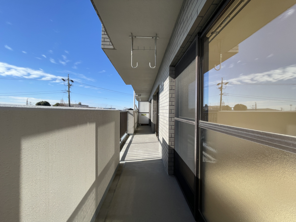 南側ベランダは日当たり良好です