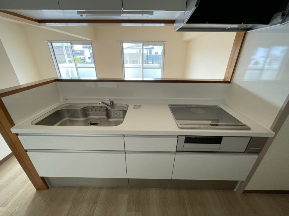 キッチンはIHクッキングヒーターです