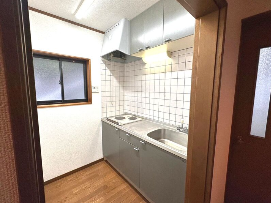 1つの家にキッチンが2つもついてるなんて、驚きです&hellip;！