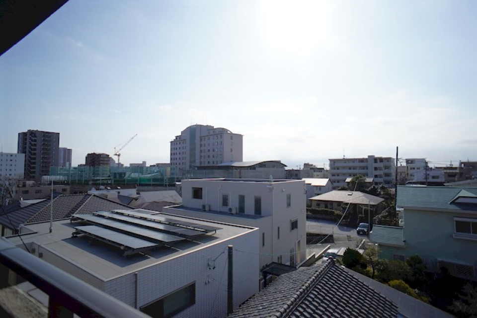 3階ですが高台に位置しているので眺めがいいです