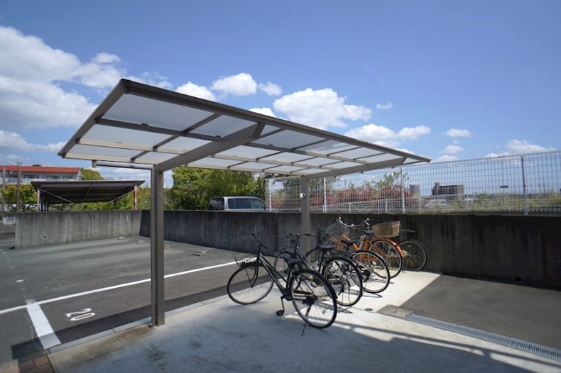 駐輪場もあります。