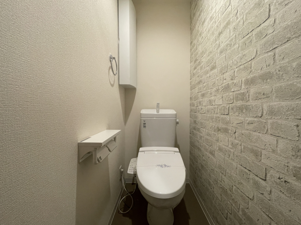 トイレはブルックリンタイルがおしゃれ