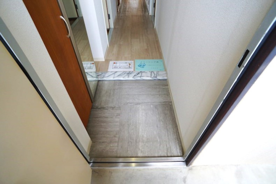 シューズクローゼット、全身鏡あります。玄関