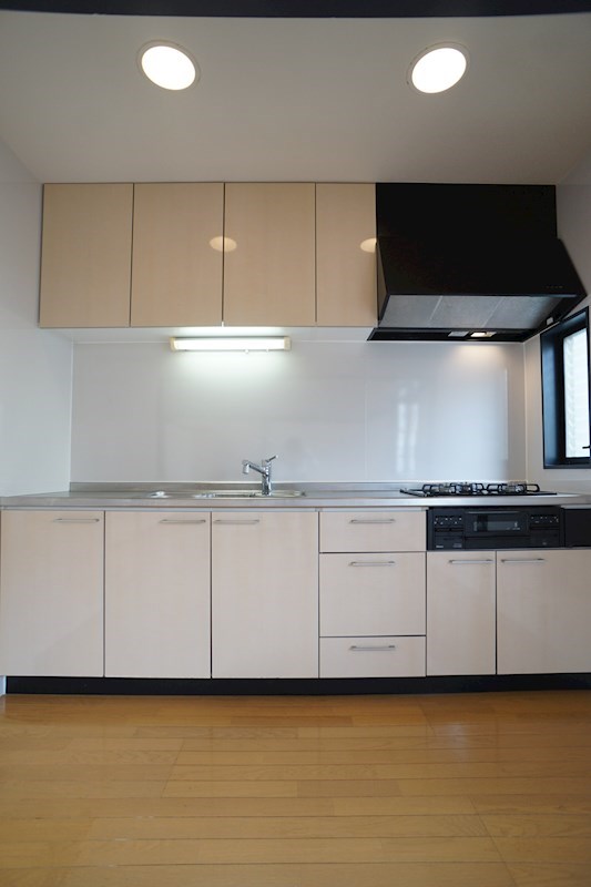 キッチンも広く料理スペースもしっかり確保◎