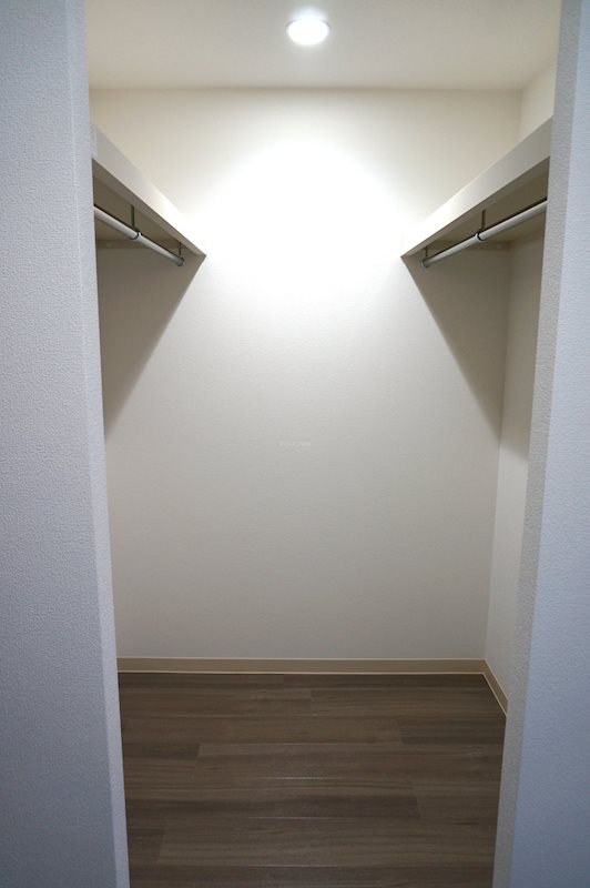 便利なウォークインクローゼット付き！