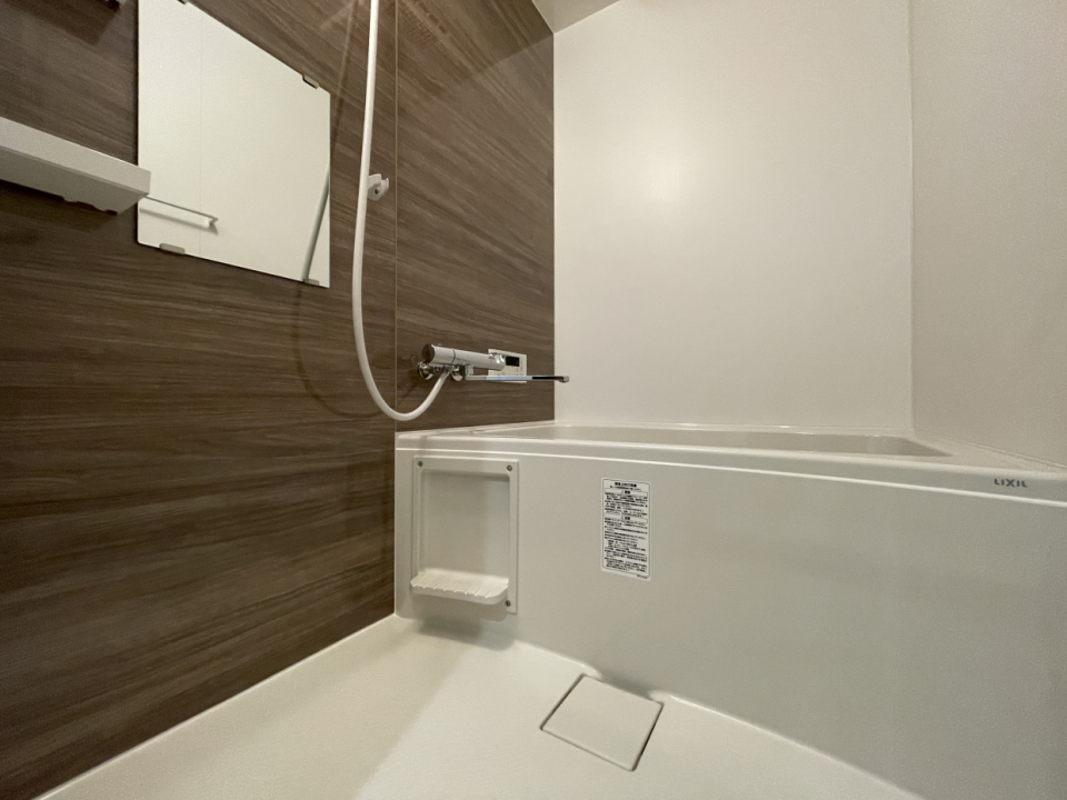 お風呂は一階。追い焚き＆浴室乾燥付き