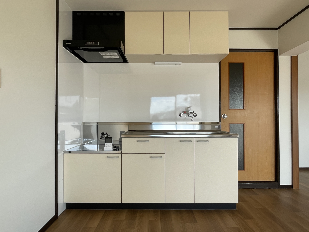 キッチンもピカピカ！ガスコンロは自身でご用意ください。