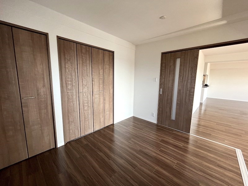 リビング横にある洋室①