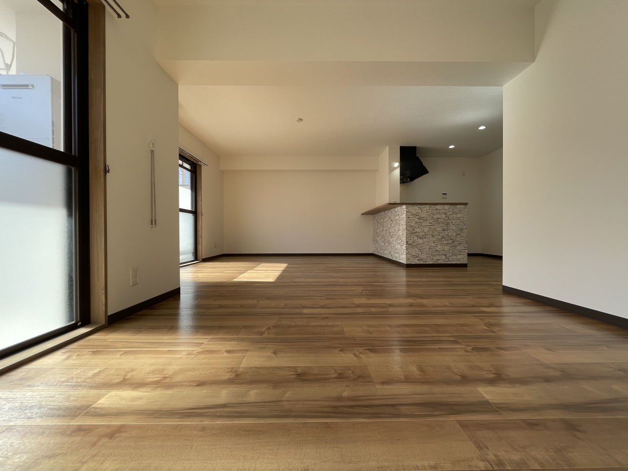 ソファを置いても充分な広さ