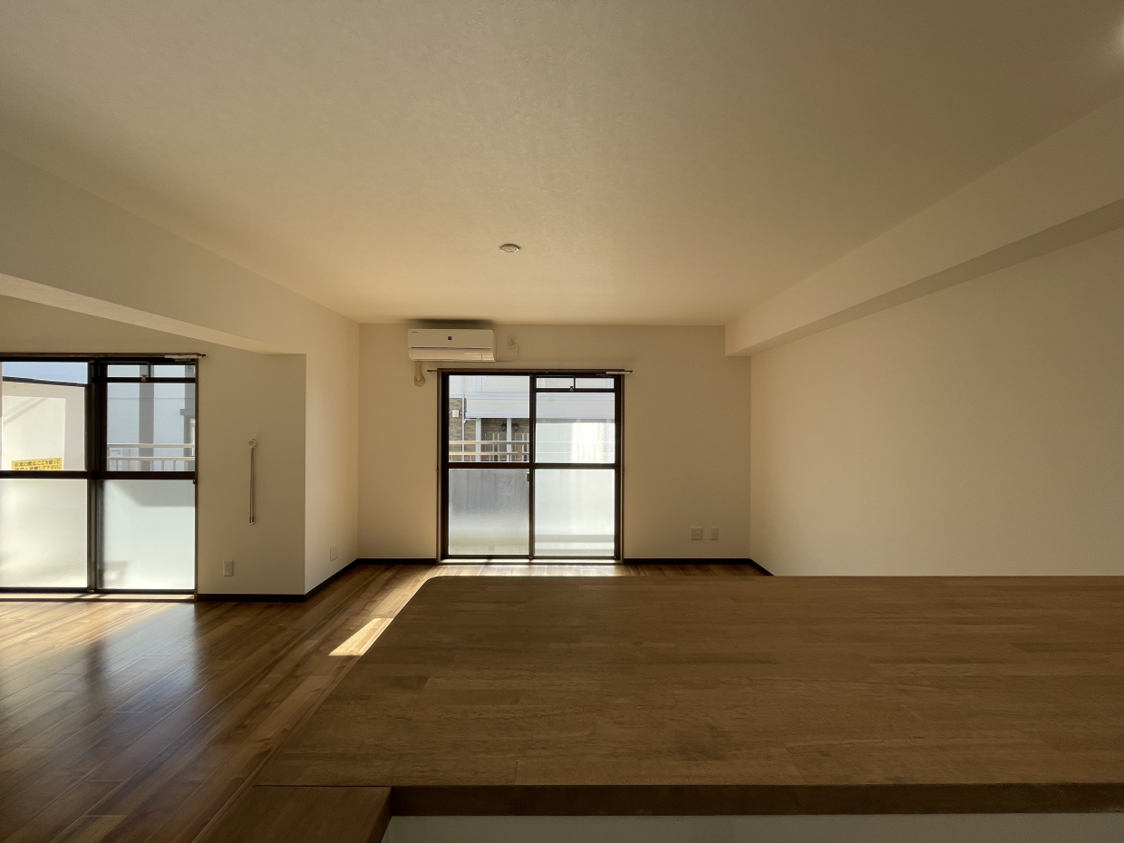 カウンターでゆっくりティーでも♪