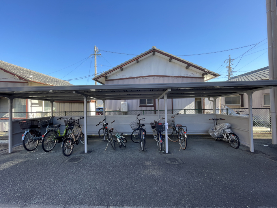 駐輪場あります