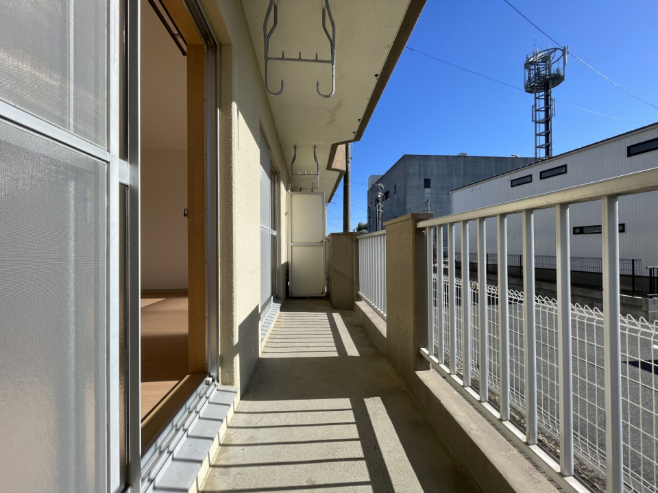 ベランダも陽当たり抜群