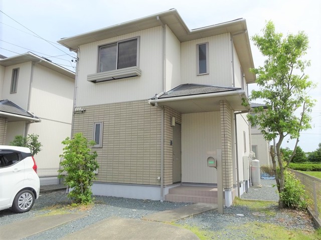 可愛らしい外観のお家。