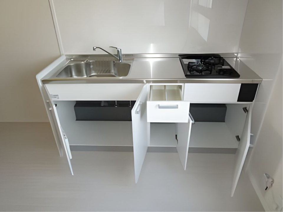 ガスコンロ付のキッチン。