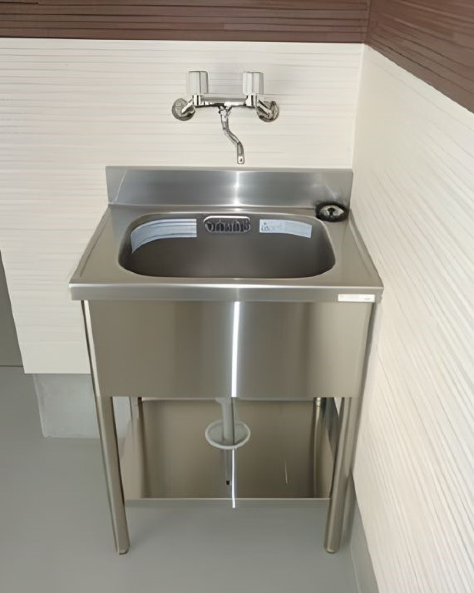 ガレージには嬉しい水栓も。※現況優先。イメージ図です