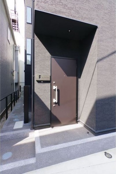 都営大江戸線/牛込柳町駅 徒歩5分です