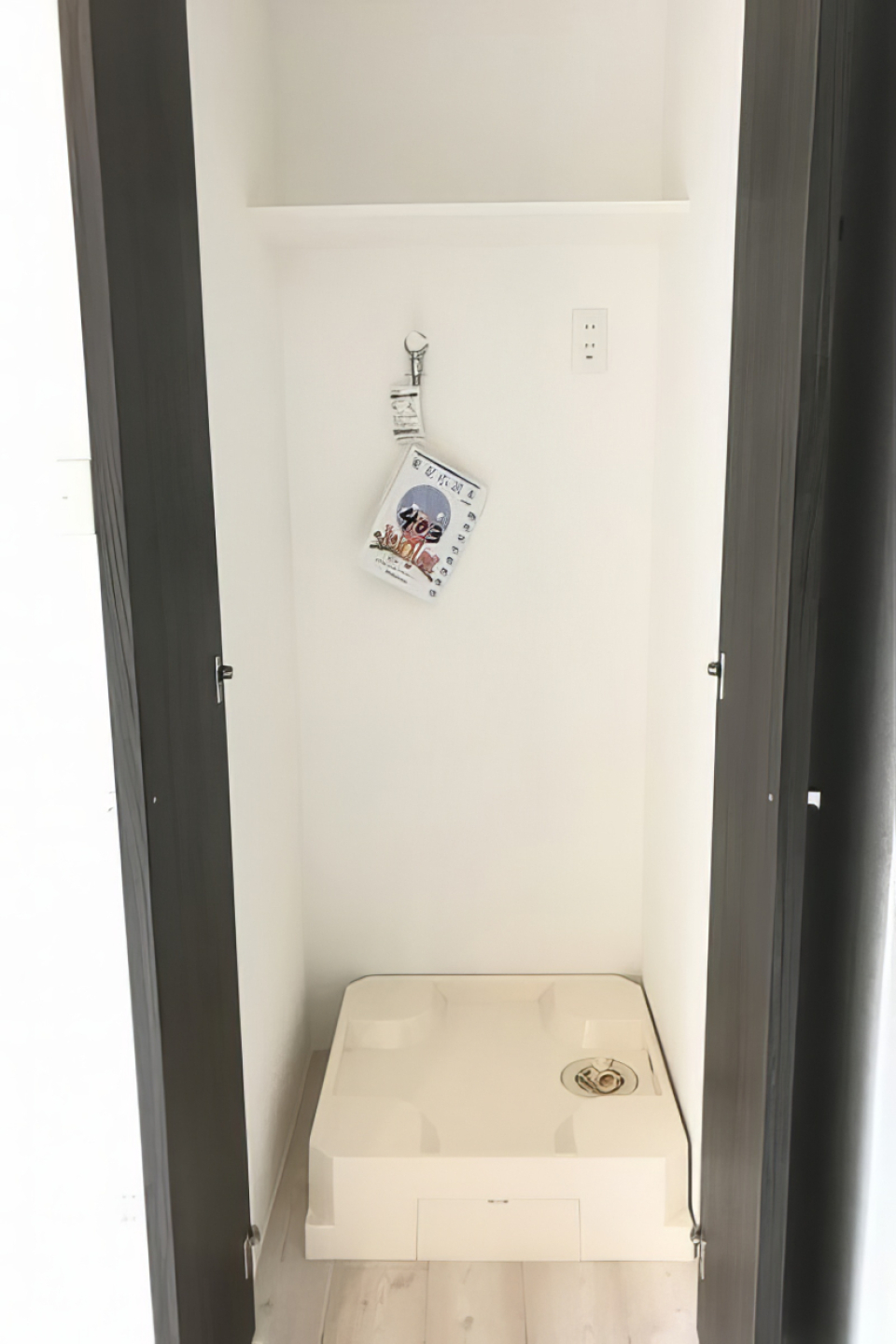 洗濯機置き場は隠せる仕様