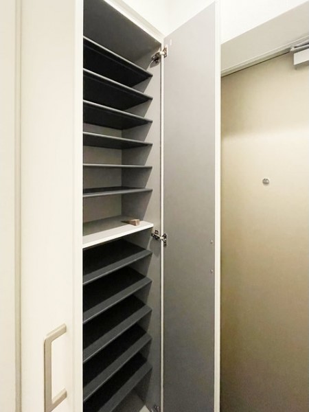 靴いっぱい仕舞えますね！