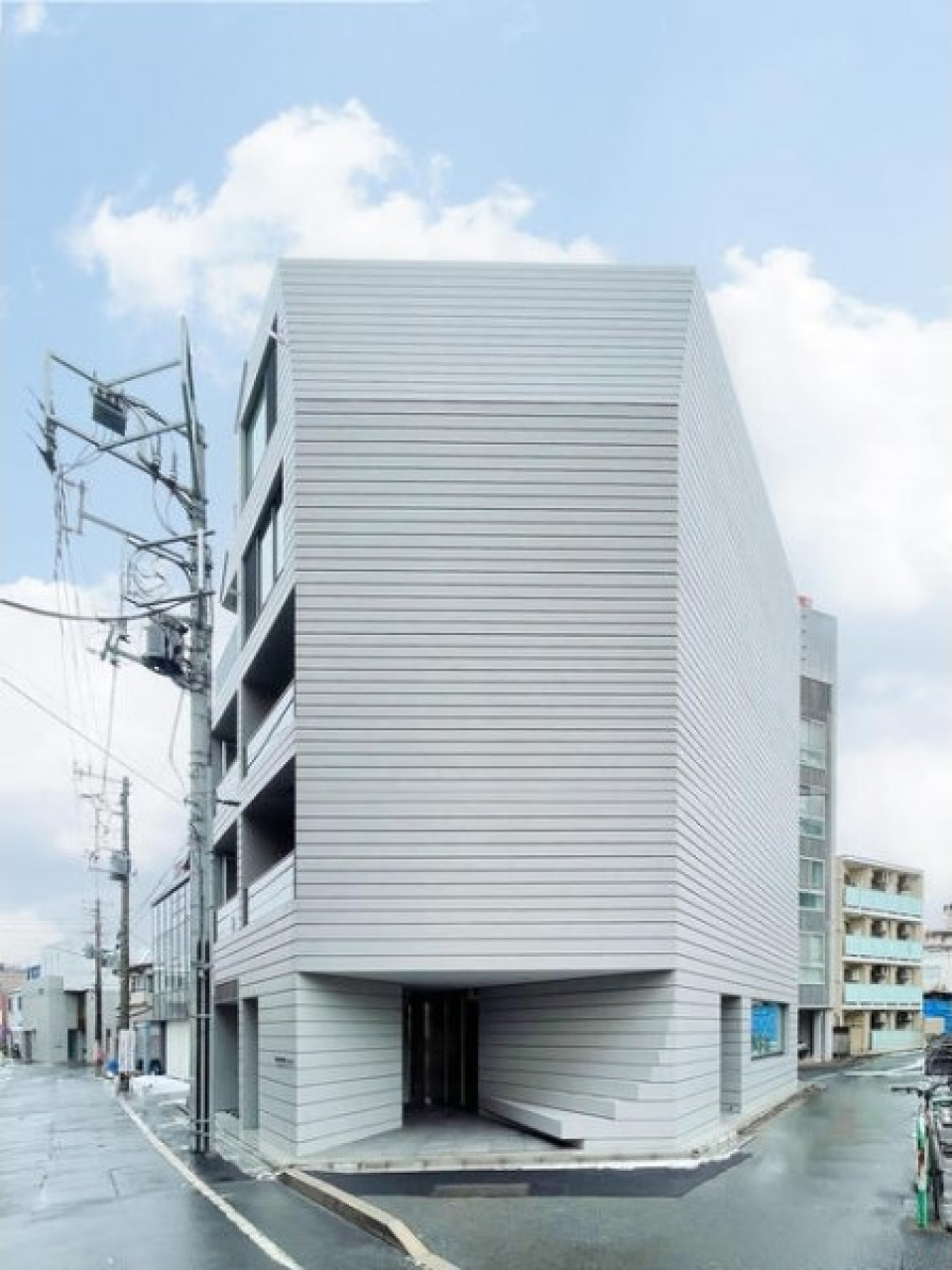 ひと際目立つおしゃれな建物