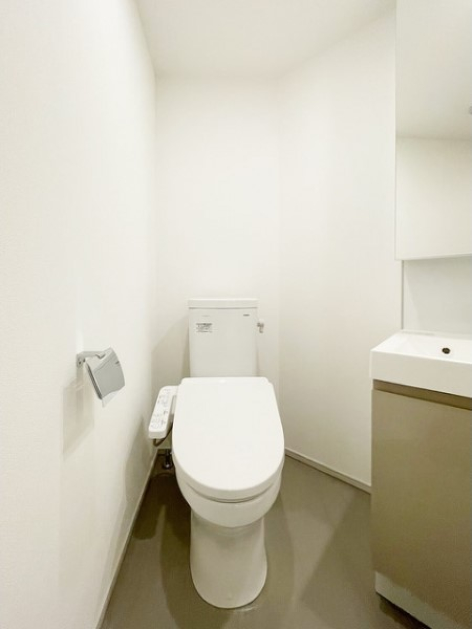 おしゃれトイレはホルダーで決まる