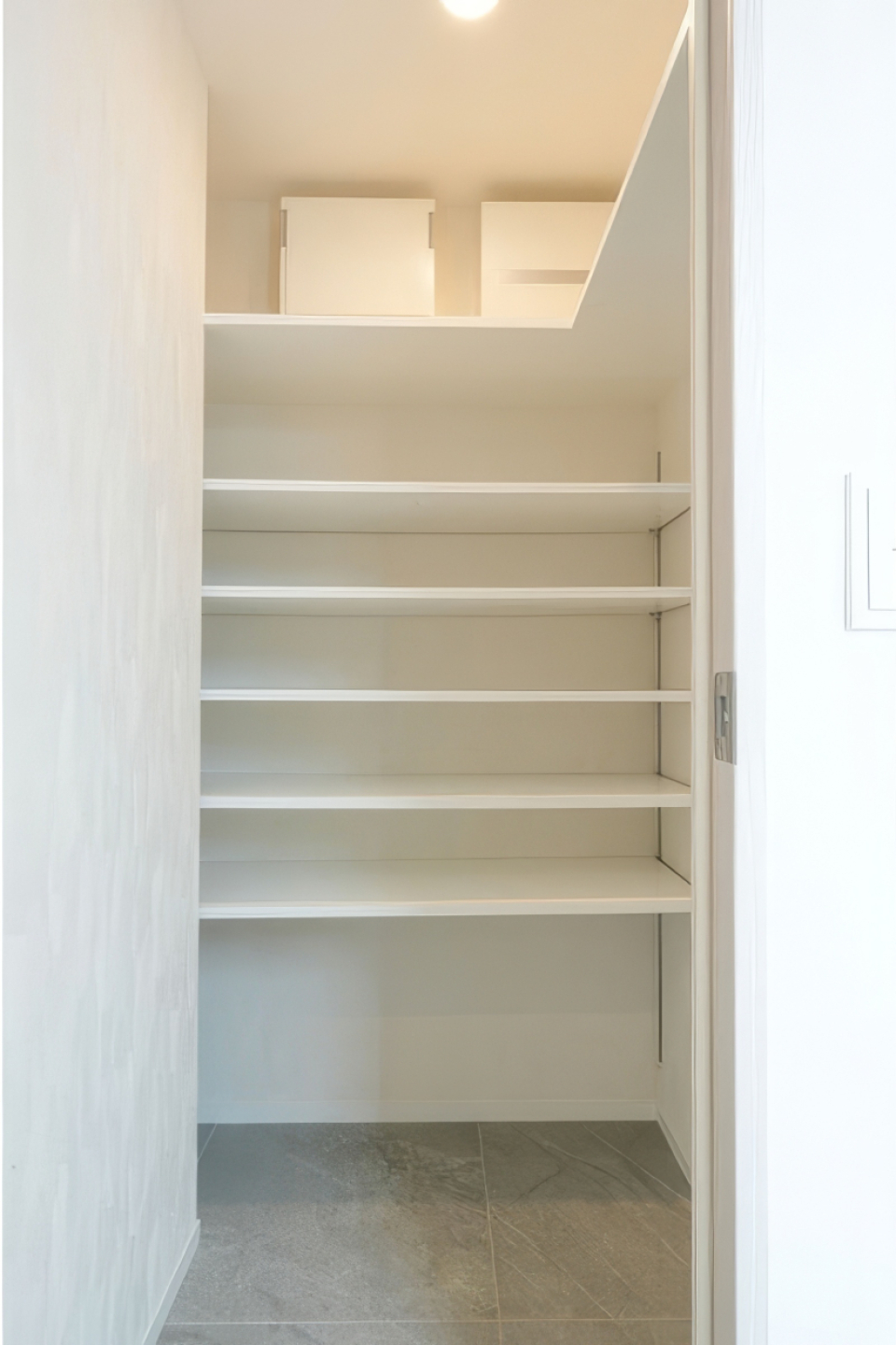 シューズボックス