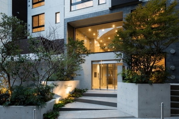 アプローチから魅力に吸い込まれまる