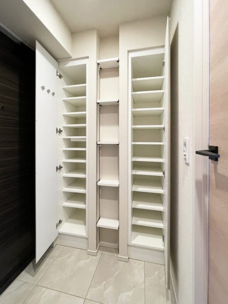 わ！靴たくさん入りますね！