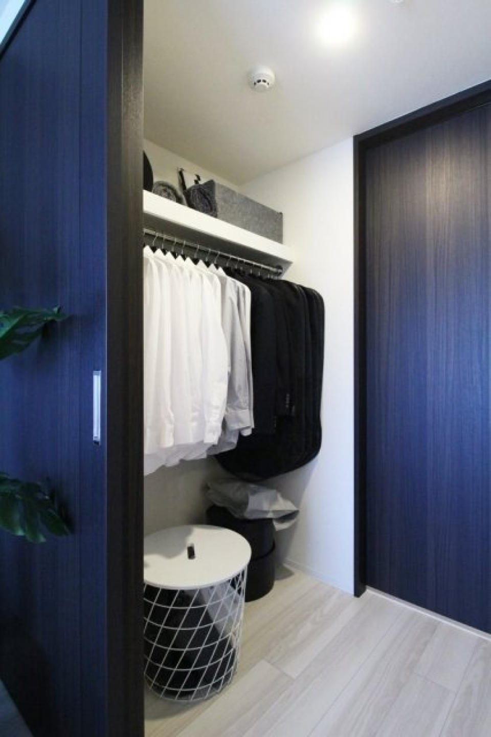 ウォークスルークローゼット/※家具家電小物はイメージです