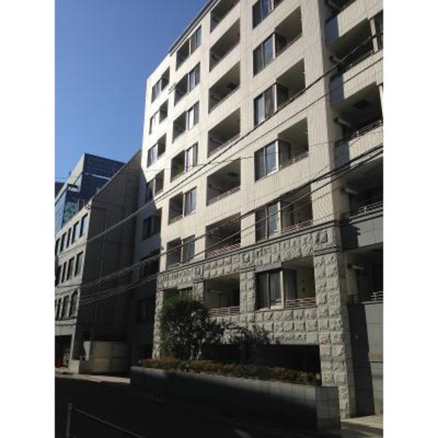 どっしりとした外観。