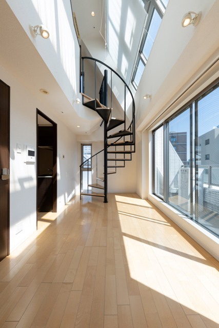 螺旋が美しい&hellip;！※写真は同タイプ住戸です。