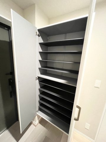 シューズボックス