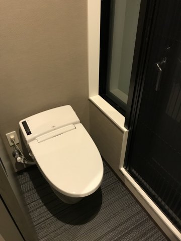 タンクレストイレ